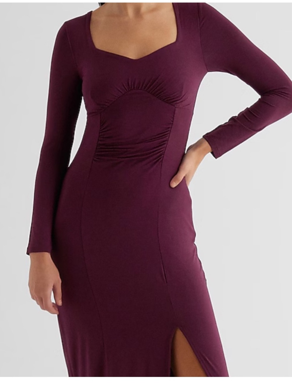 Express Long Sleeve Sweetheart Midi Dress in Plum